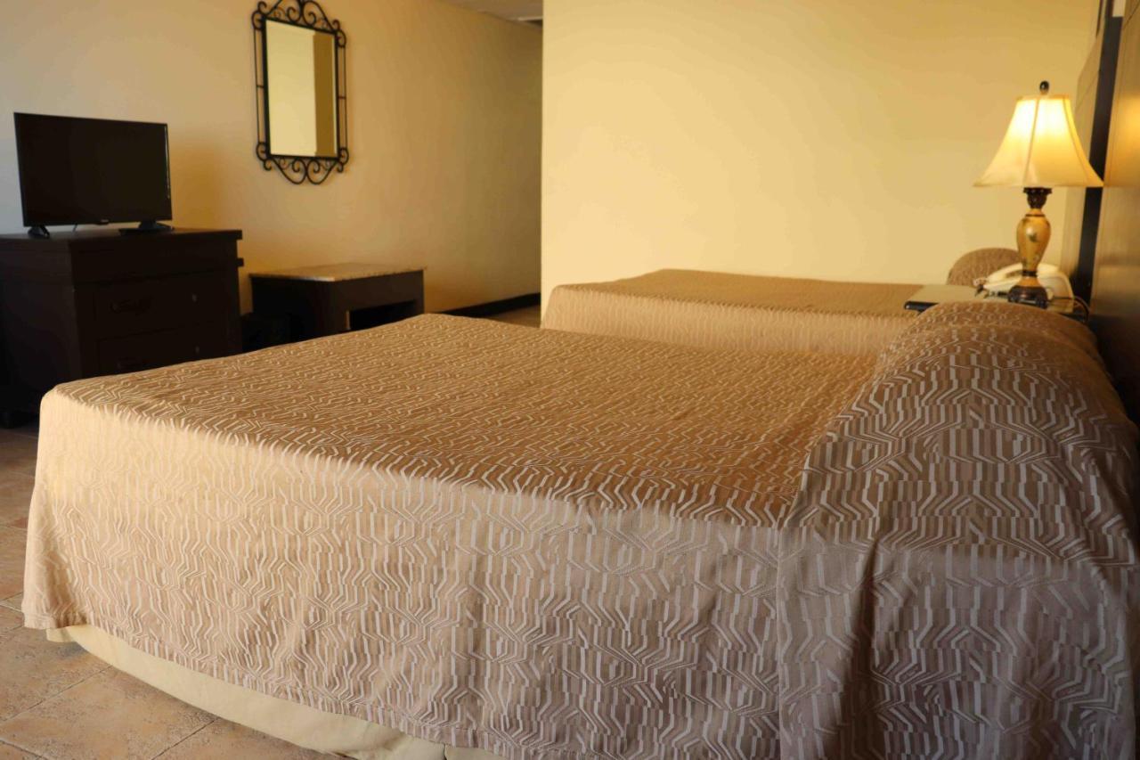 Hotel Arenas Del Mar Resort Tampico Oda fotoğraf