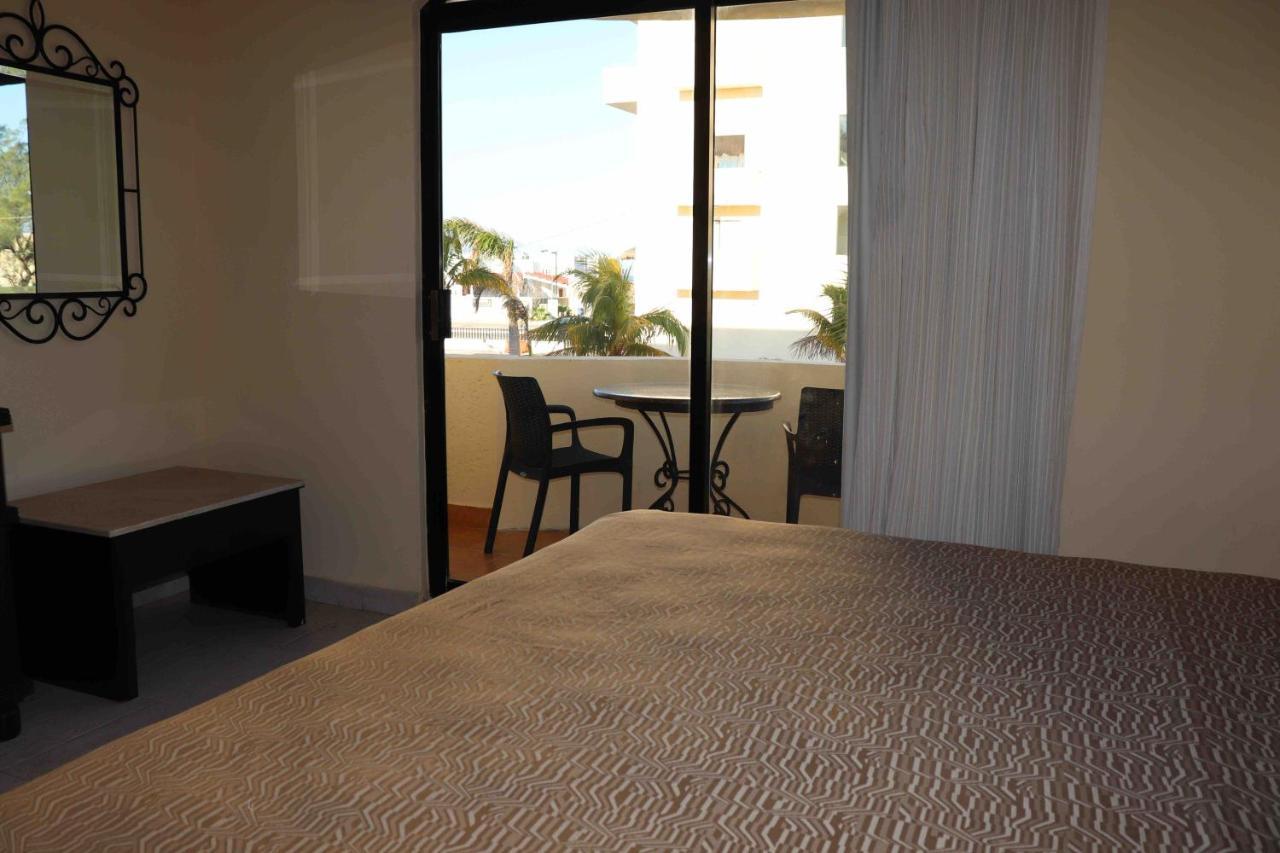 Hotel Arenas Del Mar Resort Tampico Oda fotoğraf