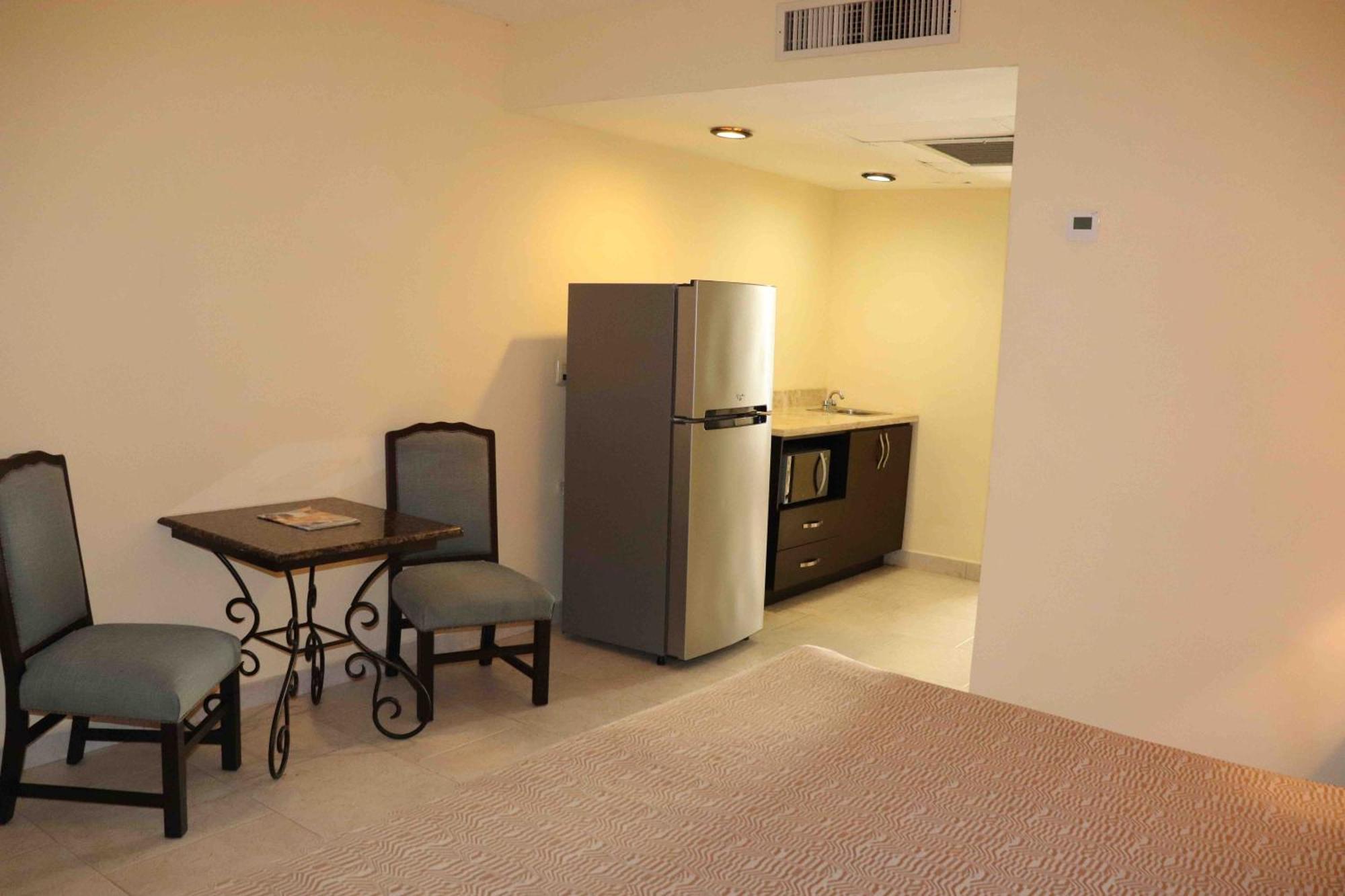 Hotel Arenas Del Mar Resort Tampico Oda fotoğraf